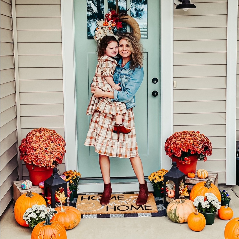 Ivy City Co Matching Dresses